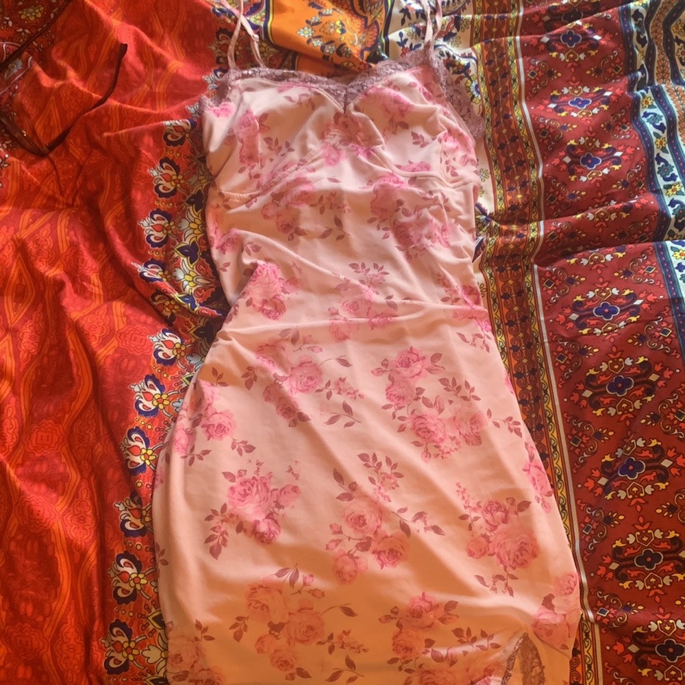 Rose-patterned slip dress